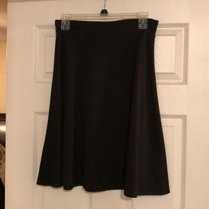 Black jersey midi LuLaRoe skirt. Size Small